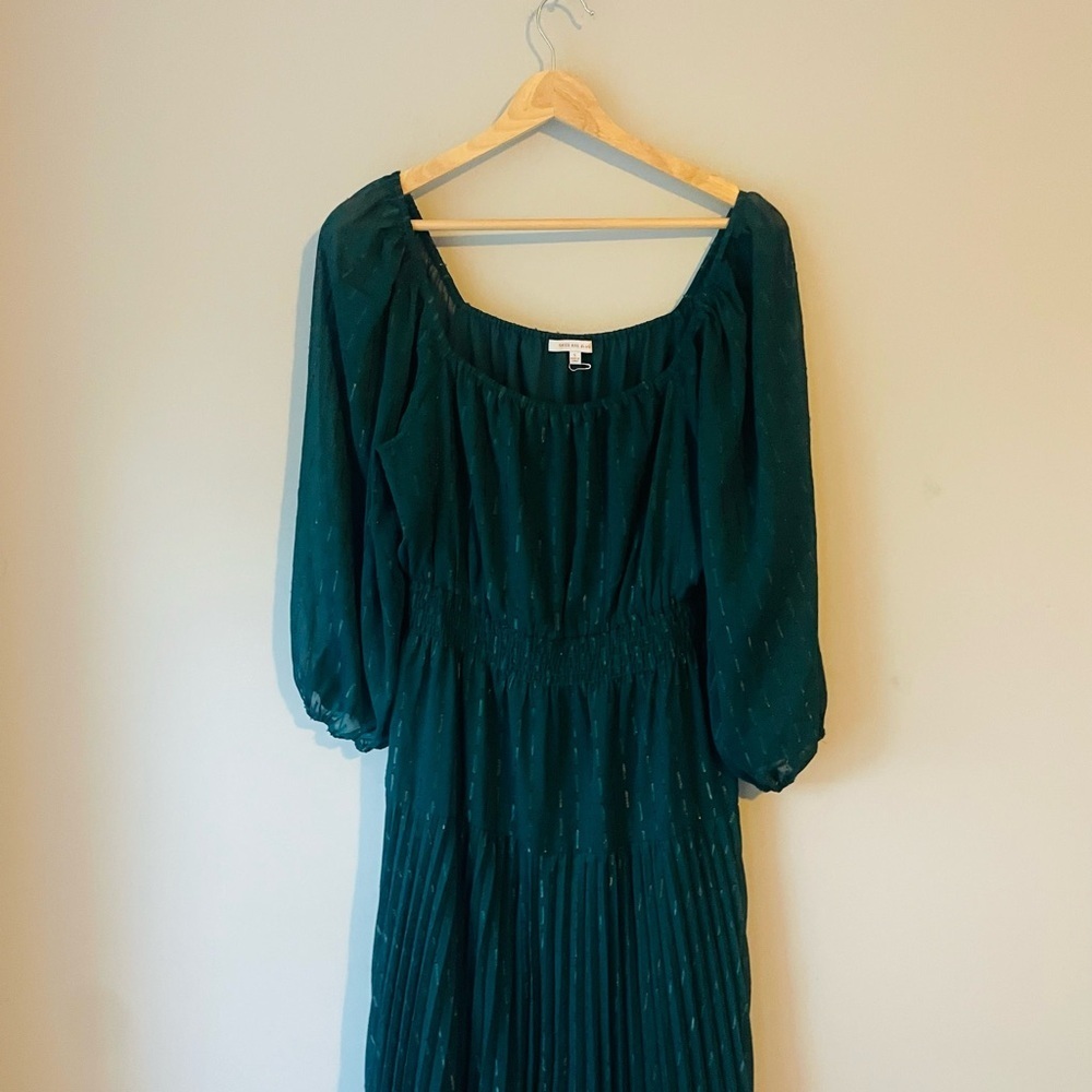 Skies Are Blue Emerald Long Sleeve Dress - Picture 2 of 9